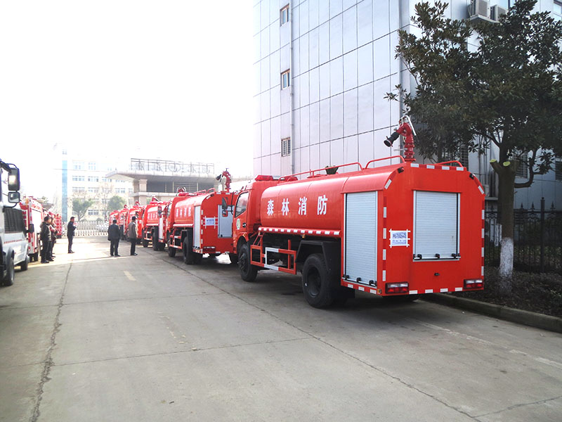 �|�L(f��ng)������6-8��ɭ������܇