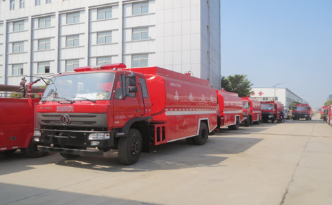 東風10噸森林消防車 東風10噸森林消防車