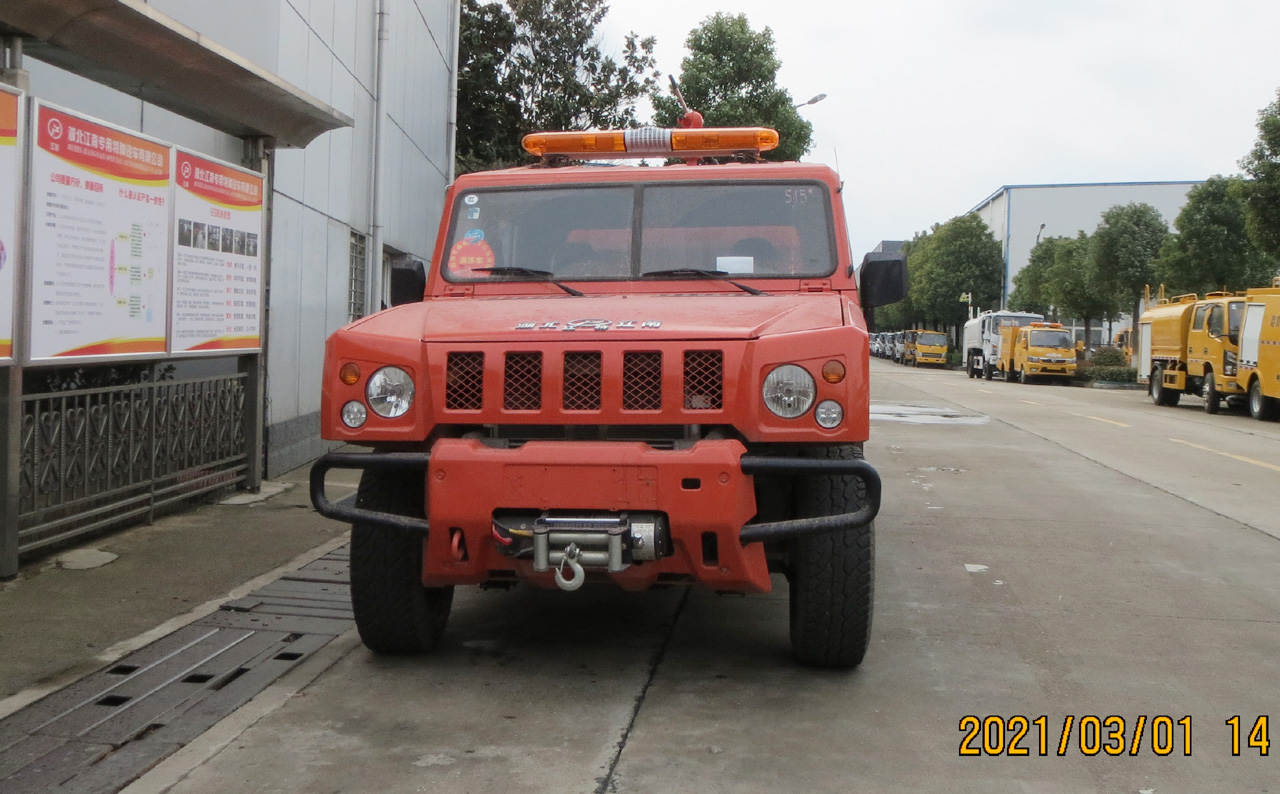 勇士森林消防車 勇士森林消防車