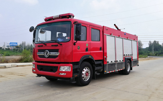 東風(fēng)7噸泡沫消防車 東風(fēng)7噸泡沫消防車