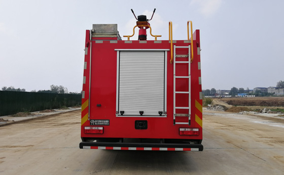 東風(fēng)7噸泡沫消防車 東風(fēng)7噸泡沫消防車