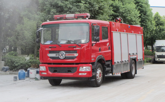 東風(fēng)7噸泡沫消防車簡(jiǎn)介 東風(fēng)7噸泡沫消防車簡(jiǎn)介