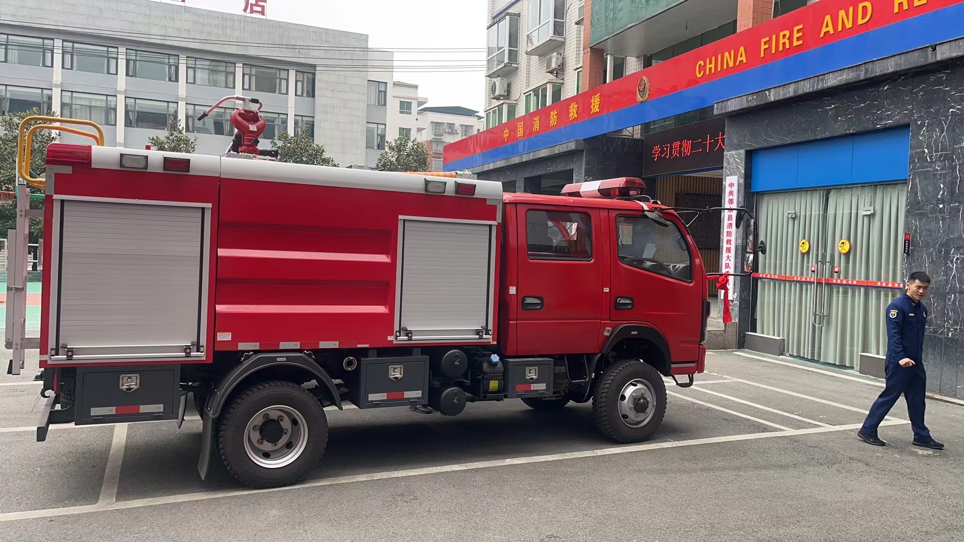 �|�L(f��ng)4�(q��)����܇