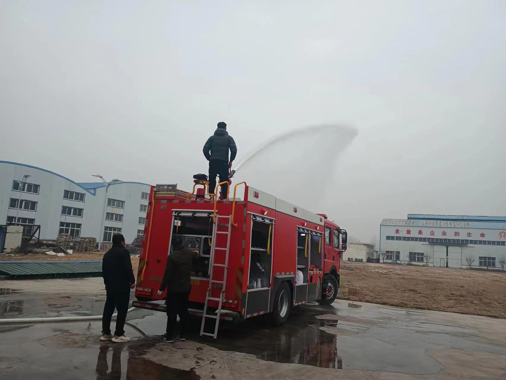 ���d���F(tu��n)2024��������ʼ����ُ�õĖ|�L(f��ng)8������܇�M(j��n)���˽����l(f��)��